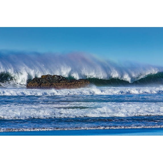 Gango Home Decor Waves in Cayucos I by Lee Peterson (Printed on Paper); One 36x24in Fine Art Paper Giclee Print