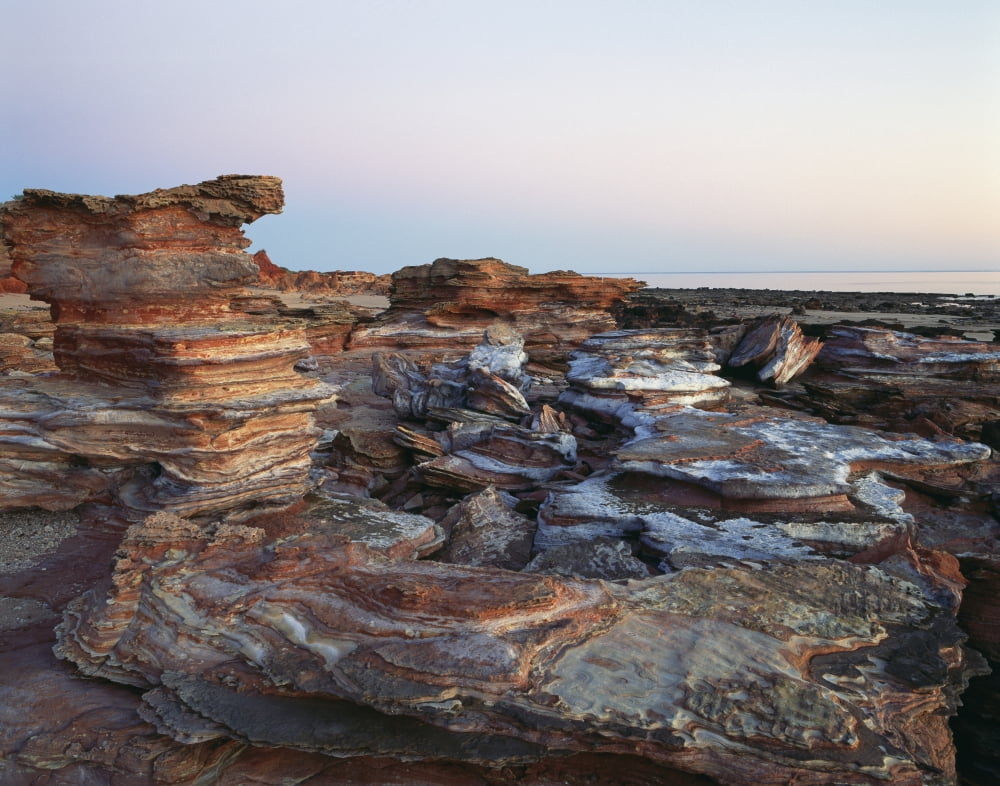 Gantheaume Point at sunset Broome Australia Canvas Art - David Kirkland Design Pics (17 x 13)