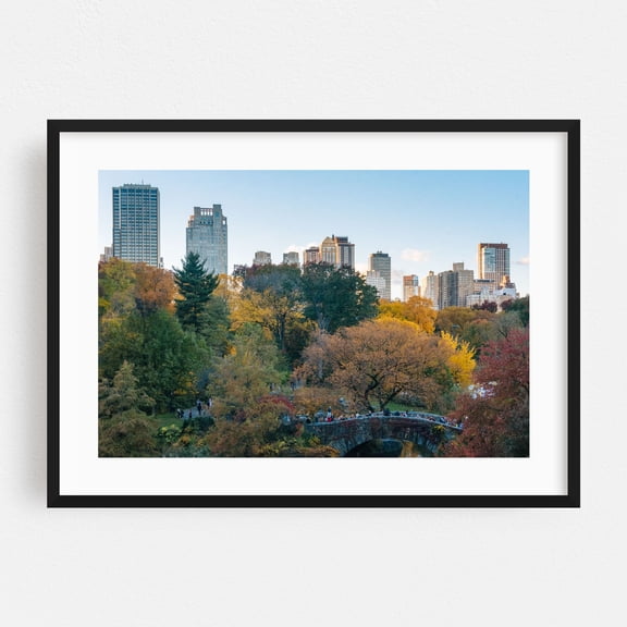 Gapstow Bridge 03 - Manhattan New York Photography Autumn City Skyline Bridge Nature Architecture Scenic Black Framed Wall Art Print 5 x 7 inches