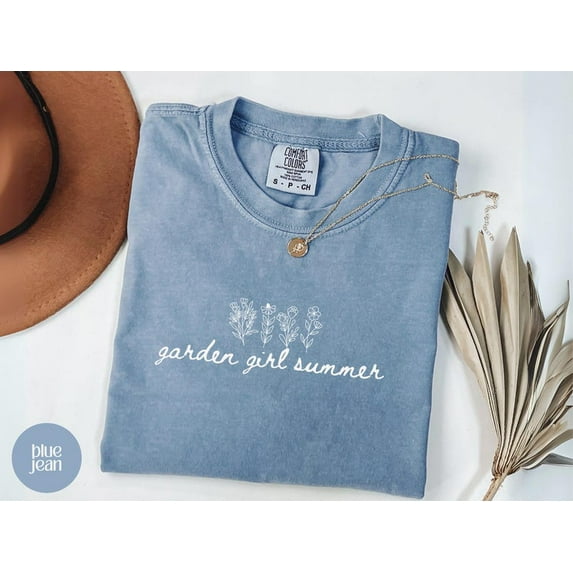 Garden Girl Summer T-Shirt, Summer Cottagecore Doodle Gardener Tee, Shirt For Gardening Moms, Trendy Flower Plant Lover Shirt