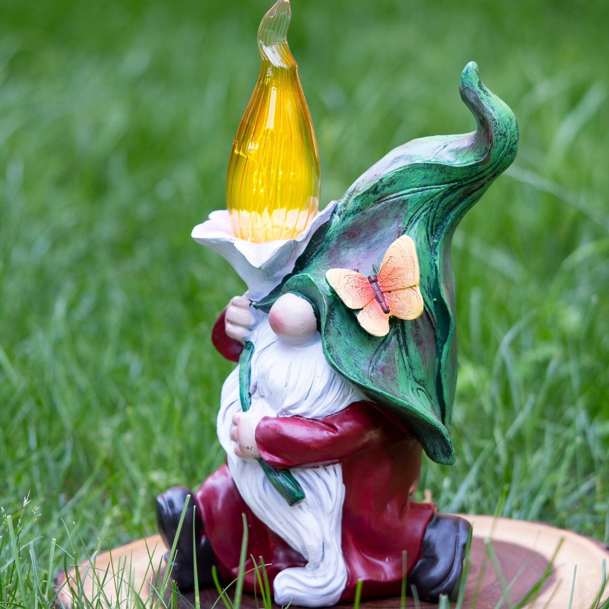 Garden Gnome with Torch Flame, Garden Gnome Statue, Solar-Powered LED ...