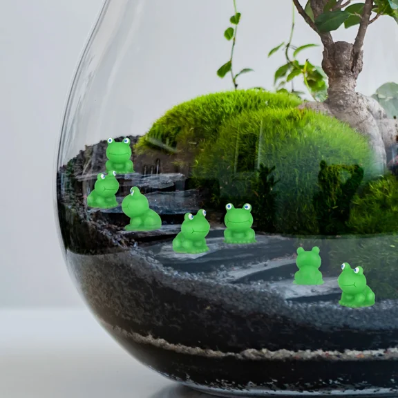 Garden Mini Frogs 100Pcs Green Resin Tiny Progs Miniature Figurines Gifts