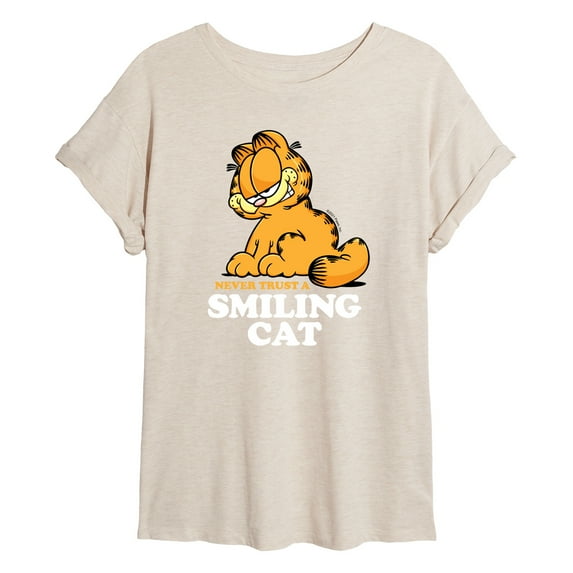 Garfield - Never Trust Smiling Cat - Women's Oversized T-Shirt