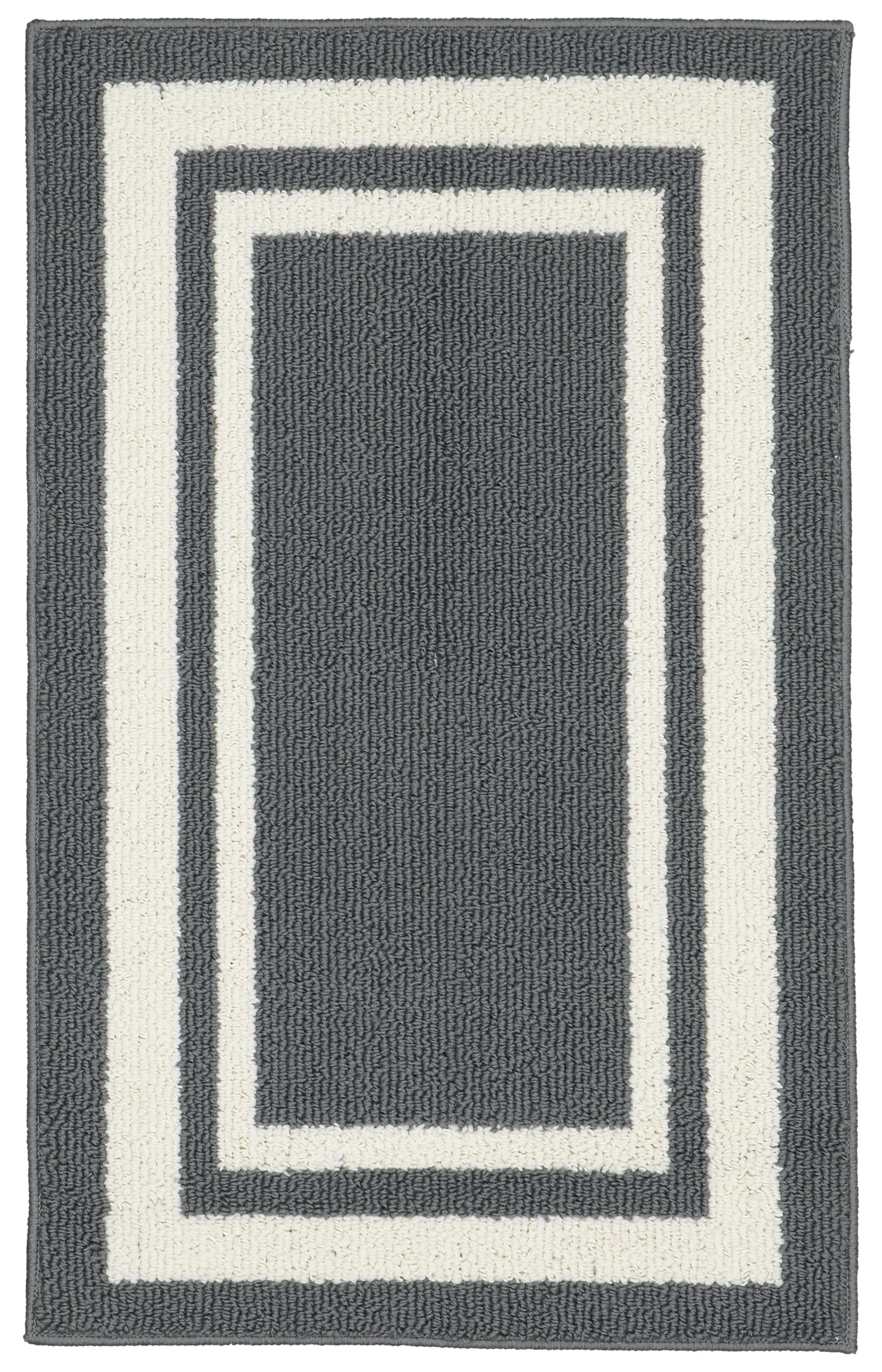 Cinder Gray & Ivory Geometric 5' x 7' Reversible Outdoor Rug