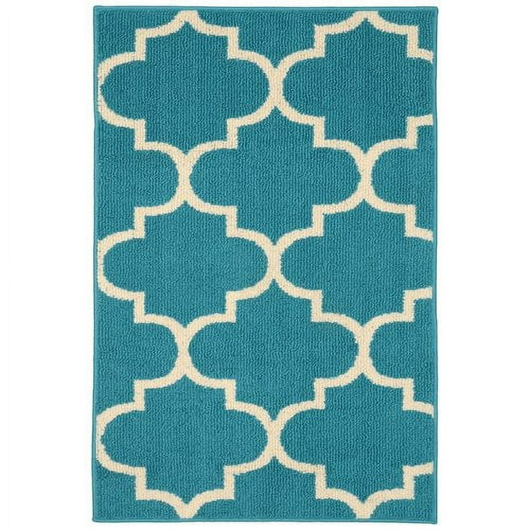Garland Quatrefoil 5 x 7 Silver/IVory Indoor Trellis Area Rug Garland Quatrefoil 5 x 7 Silver/IVory Indoor Trellis Area Rug
