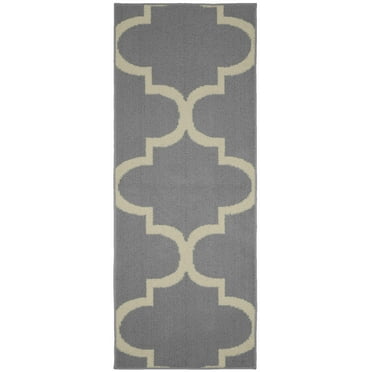 Garland Rug Quatrefoil Polypropylene Silver/Ivory Indoor Runner Rug, 2' x 5'