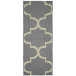 Garland Quatrefoil 5 x 7 Silver/IVory Indoor Trellis Area Rug Garland Quatrefoil 5 x 7 Silver/IVory Indoor Trellis Area Rug