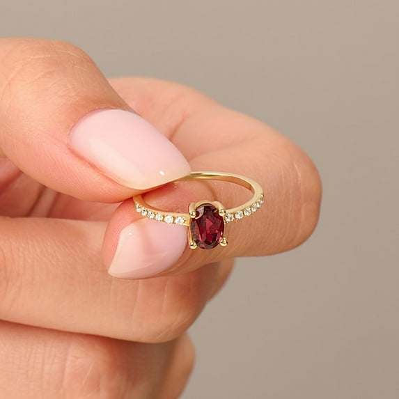 Garnet Oval Solitaire Ring 14k Gold Red Gemstone Engagement Ring Women Accented Mothers Anniversary Gift