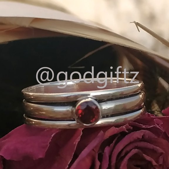 Garnet Spinner Band Ring - 925 Sterling Silver Ring - Birthstone Jewelry - Meditation Ring - Simple Spinning Ring - Handmade Ring Jewelry