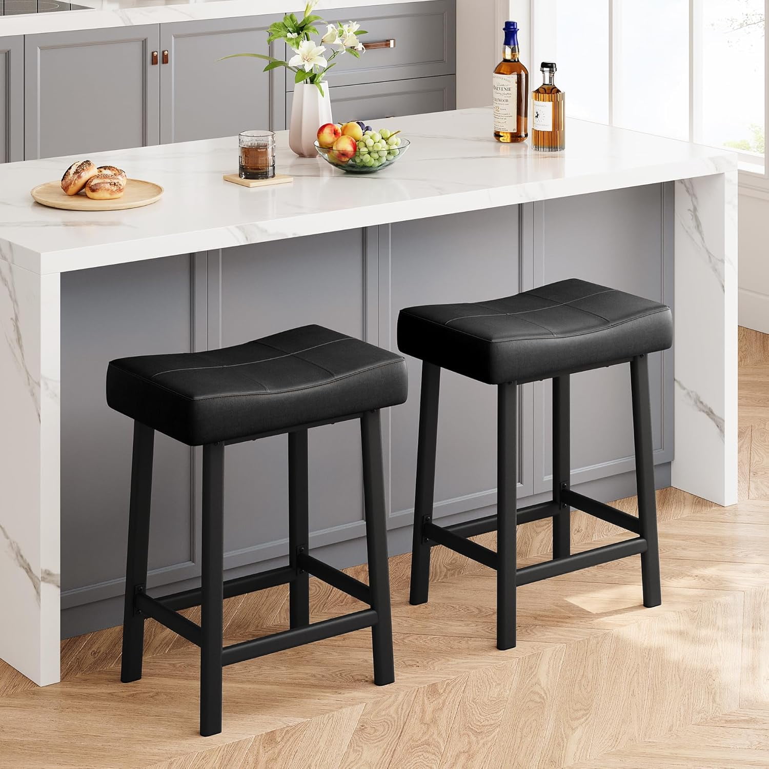 Garvee Counter Height Bar Stools Set of 2, 24-Inch Upholstered Saddle Barstools with Curved Cushions, Easy Assembly PU Leather Bar Chairs for Kitchen Island, Dining Room, Home Bar, Black