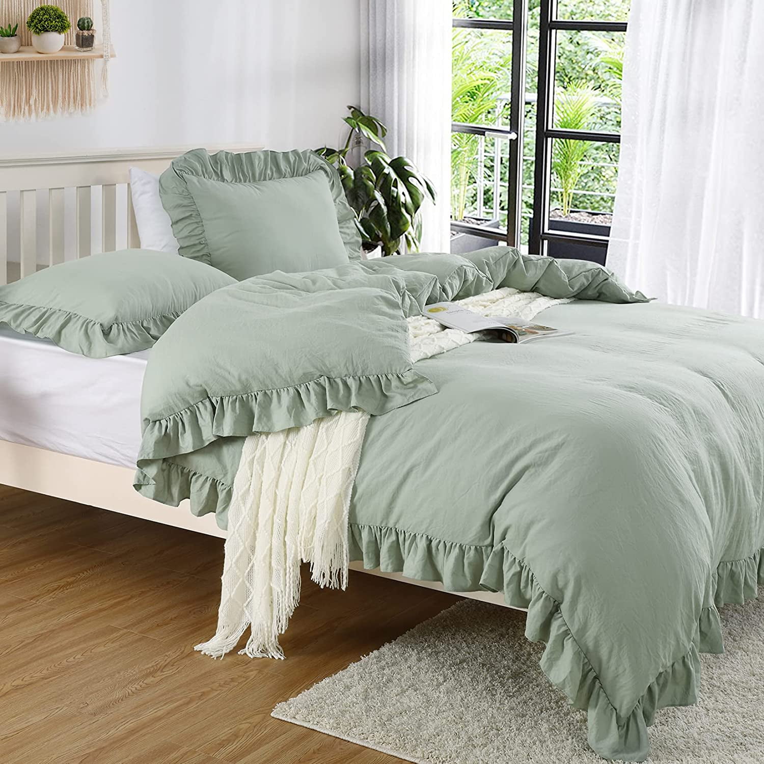 Garvee Ruffled Duvet Cover, Soft Washed Microfiber Vintage French Country, Sage Green 104"x90"