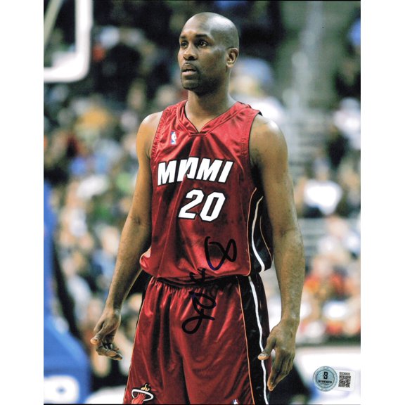 Gary Payton Autographed 8x10 Photo Miami Heat Beckett BAS QR #BS36805