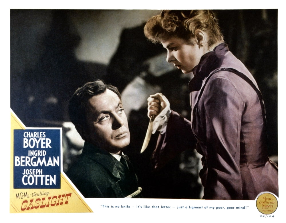 Gaslight Canvas Art - (28 x 22)