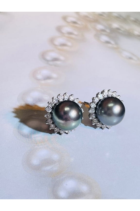 Gorgeous Grey Pearl Round Cut 925 Sterling Silver Stud Earrings For Women's