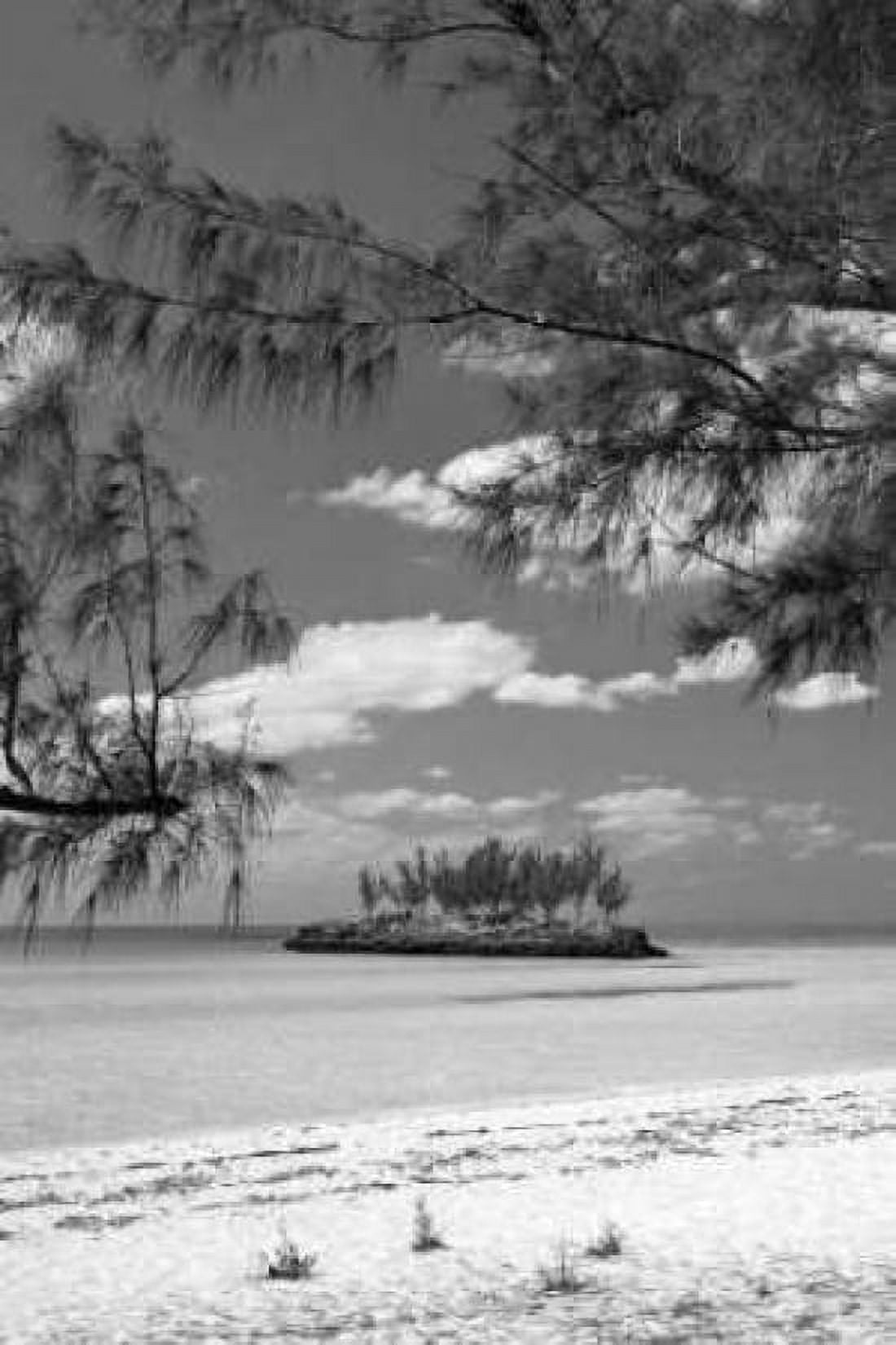 Gaulding Cay Island BW Canvas Art - Larry Malvin (12 x 18)