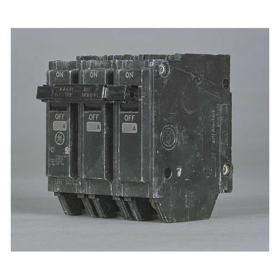 Ge Circuit Breaker,30A,Plug In,120/240V,3P THHQL32030