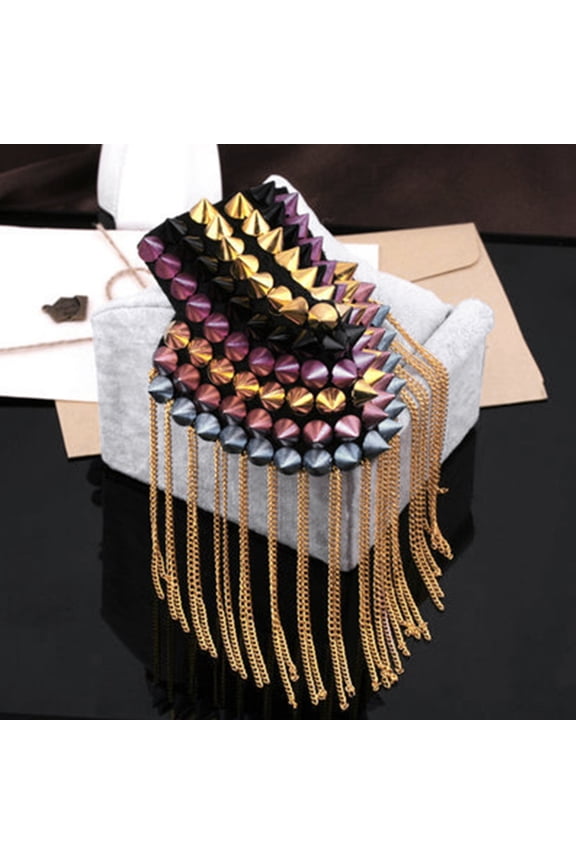 Personality Retro Studded Brooch Epaulet Punk Point Tapered Rivet Tassel Epaulettes Shoulder Bag for Jacket Decoration G