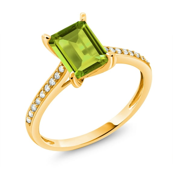 Gem Stone King 10K Yellow Gold Green Peridot and White Diamond Engagement Ring for Women (1.73 Cttw, Emerald Cut 8X6MM, Gemstone August Birthstone, Available in Size 5, 6, 7, 8, 9)