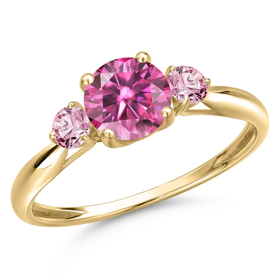 Gem Stone King 10K Yellow Gold Pink Moissanite and Pink Lab Grown Diamond 3-Stone Ring for Women | 1.06 Cttw | Round 6MM | Gemstone Birthstone | Size 6
