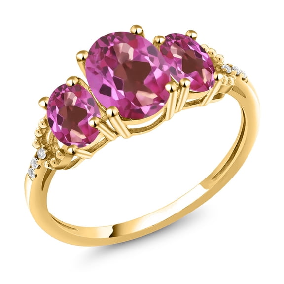 Gem Stone King 10K Yellow Gold Pink Mystic Topaz and Diamond 3-Stone Engagement Ring | 2.34 Cttw | Oval 8X6MM and 6X4MM | Three Stone Wedding Anniversary Promise Ring for Women (Size 6.5)