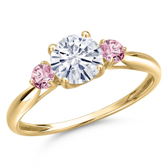 Gem Stone King 10K Yellow Gold White Moissanite and Pink Lab Grown Diamond 3-Stone Ring for Women | 1.06 Cttw | Round 6MM | Gemstone Birthstone | Size 6