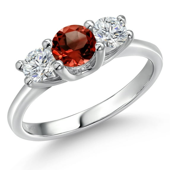 Gem Stone King 14K White Gold Red Garnet & White Lab Grown Diamond 3-Stone Engagement Ring | 1.09 Cttw | Round 5MM and 4MM | Three Stone Wedding Anniversary Promise Ring for Women (Size 8)