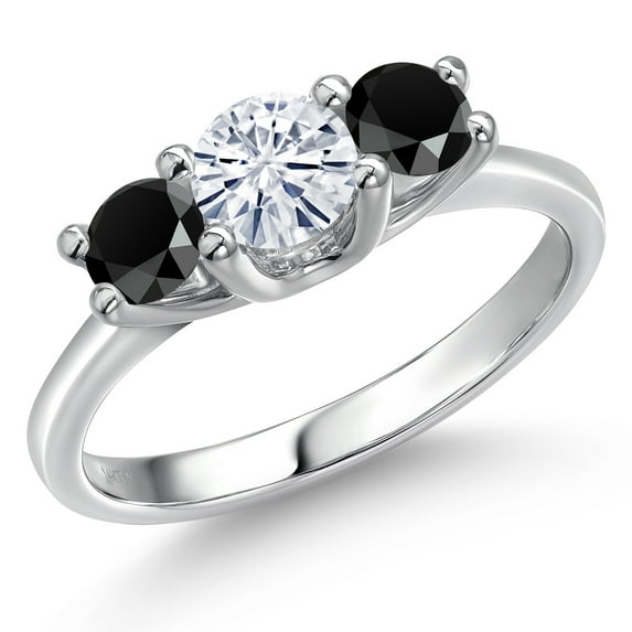 Gem Stone King 14K White Gold White Moissanite & Black Onyx 3-Stone Engagement Ring | 0.94 Cttw | Round 5MM and 4MM | Three Stone Wedding Anniversary Promise Ring for Women (Size 6)