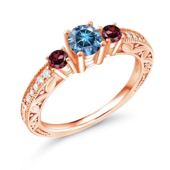 Gem Stone King 18K Rose Gold Plated Silver 3-Stone Ring Round Persian Blue Moissanite and Rhodolite Garnet Red (0.87 Cttw, Size 5)