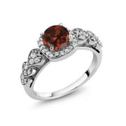 Gem Stone King 925 Sterling Silver Red Garnet Engagement Ring for Women (1.32 Cttw, Gemstone Birthstone, Round Cut 6MM, Gemstone Birthstone, Available in Size 5, 6, 7, 8, 9)