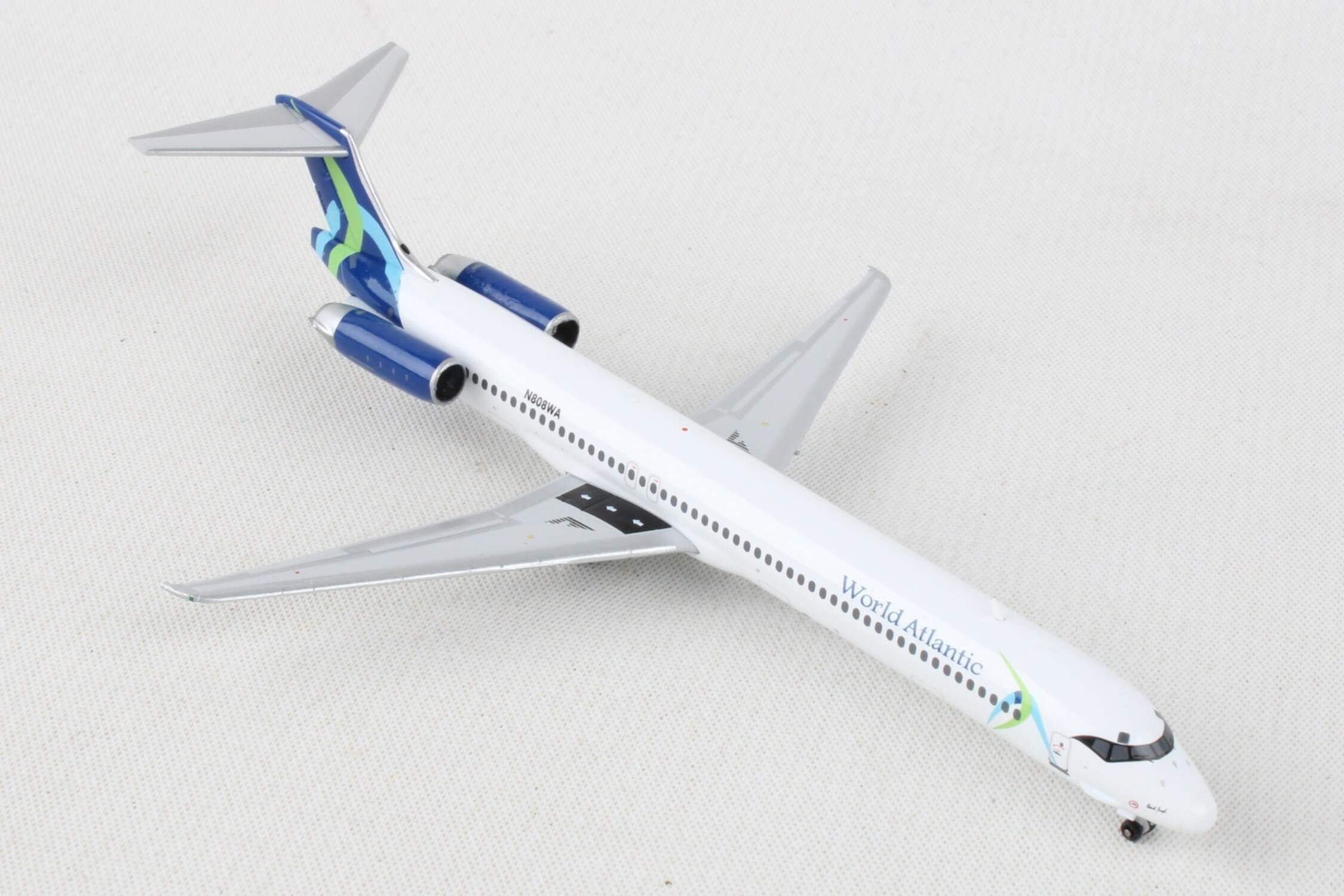 フィンエアー MD-80（DC-9-82）ダイキャストモデル 1/200 サンタ Md-80 Model | eBay