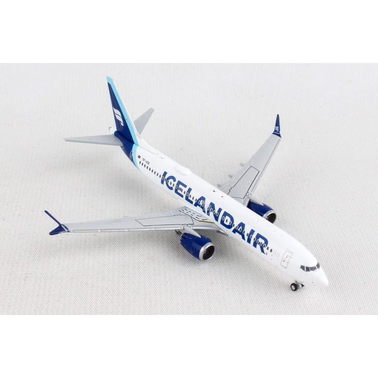 GeminiJets 2123 Icelandair Boeing 737MAX8 'TF-ICE' 1/400 Scale