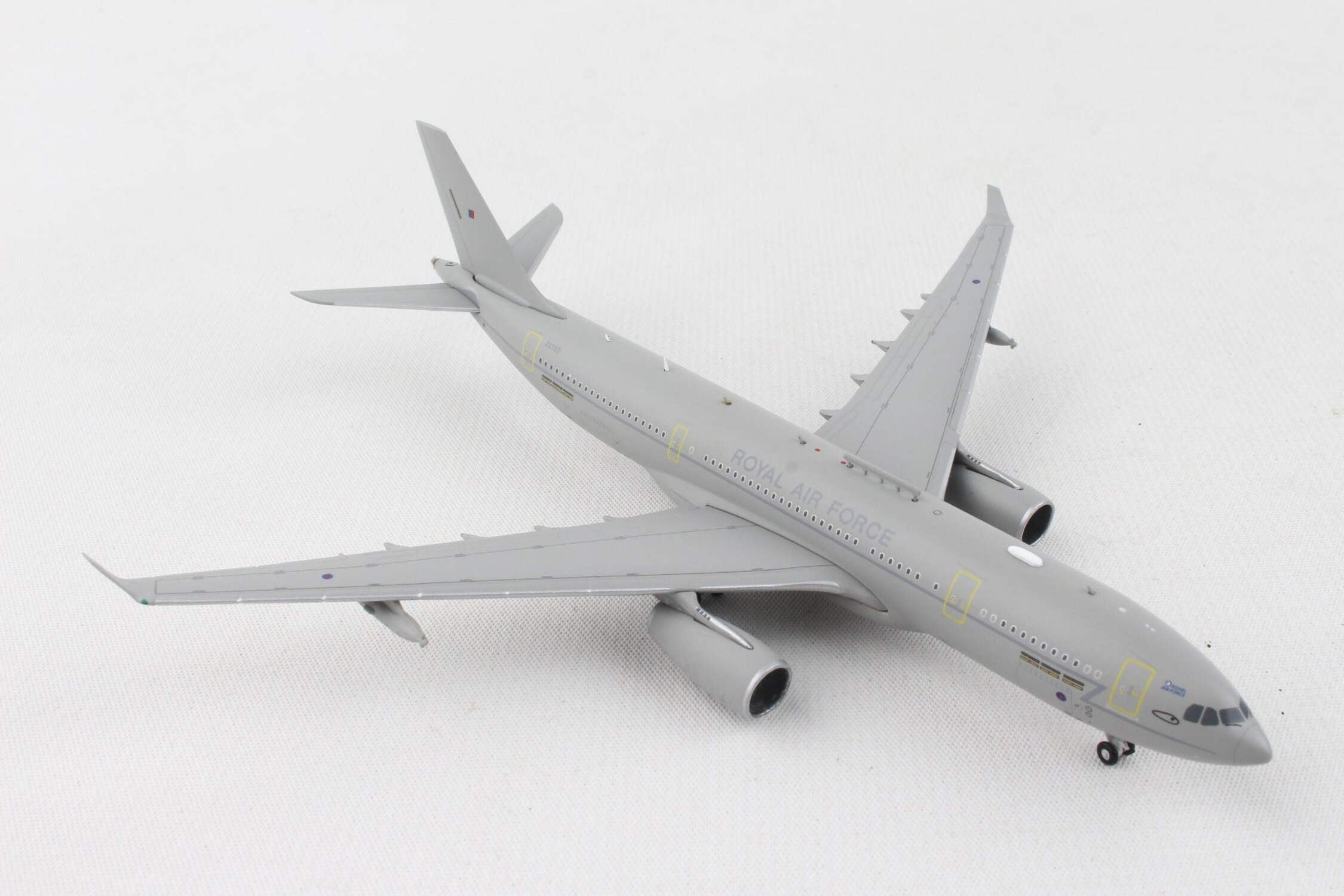 Airbus A330 MRTT Tanker Aircraft "Royal Air Force" Gray "Gemini Macs" Series 1/400 Diecast Model Airplane by GeminiJets