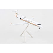 Bombardier CRJ200 Commercial Aircraft Air Wisconsin White w/Orange & Green Stripes 1/200 Diecast Model Airplane by GeminiJets