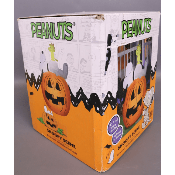 Gemmy Halloween Inflatable  4.50 ft. Pre-Lit Snoopy and Woodstock on Pumpkin-MD Scene Airblown Decor   73950