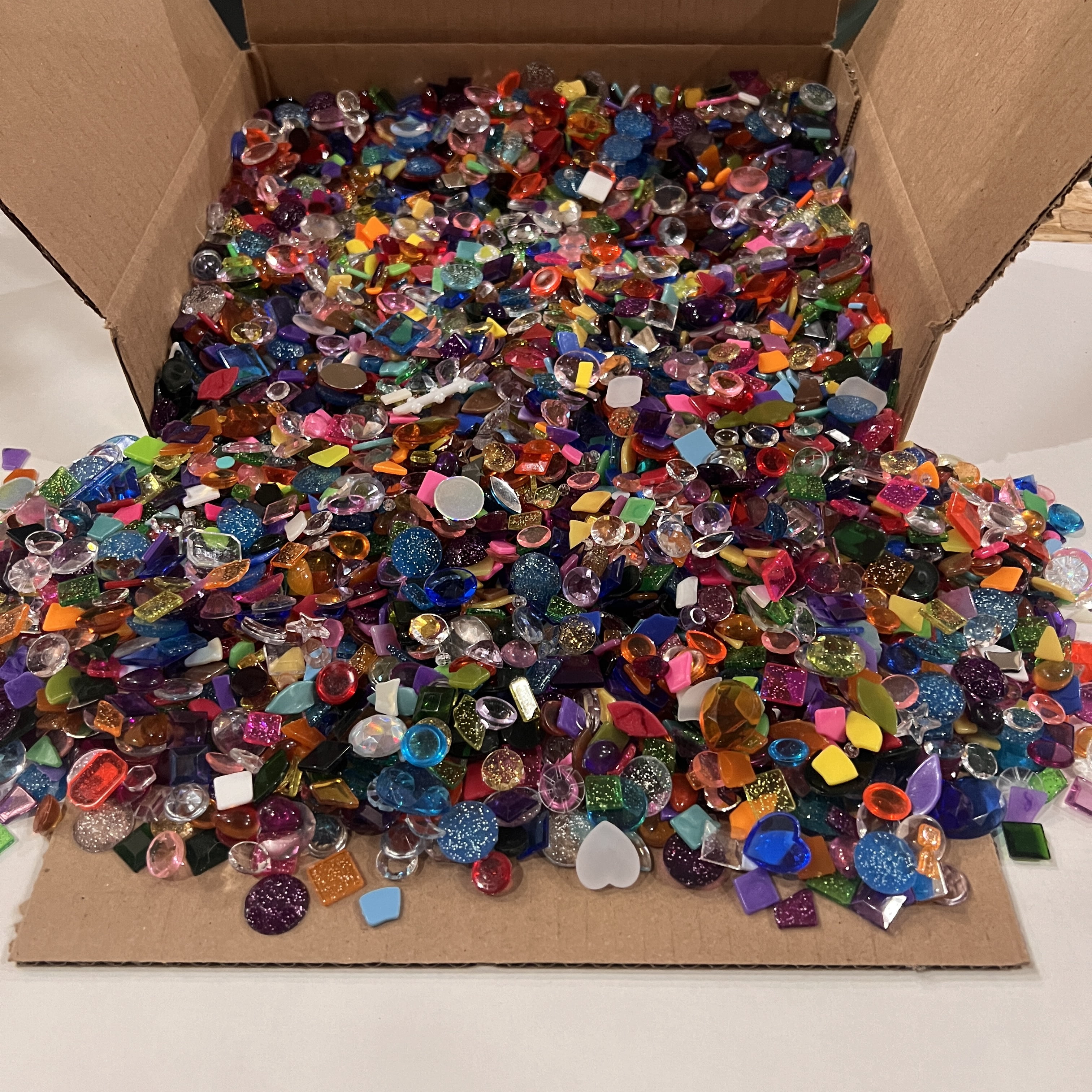 Gems Jewels Rhinestones 5lbs+ ( 16 cups) Made in USA