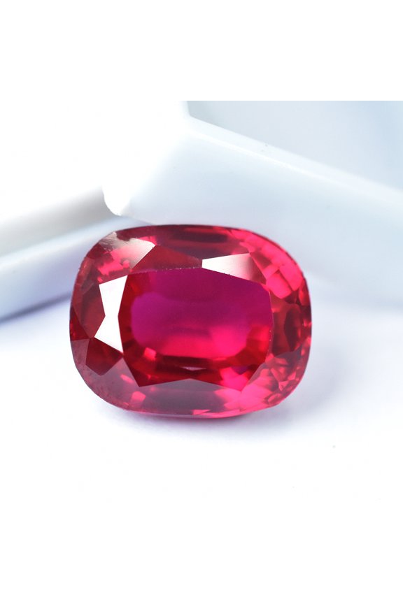 Gemsgrowth Natural Blood Red Ruby Loose Gemstone, 17.23 Carat, Cushion Cut, Certified, for Jewelry Making, Pendant, Ring, Necklace, Engagement