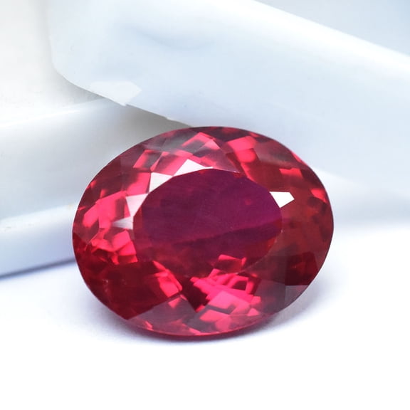 Gemsgrowth Natural Red Ruby Loose Gemstone, 12 Carat, Oval Cut, Certified, for Jewelry Making, Pendant, Ring, Necklace, Engagement