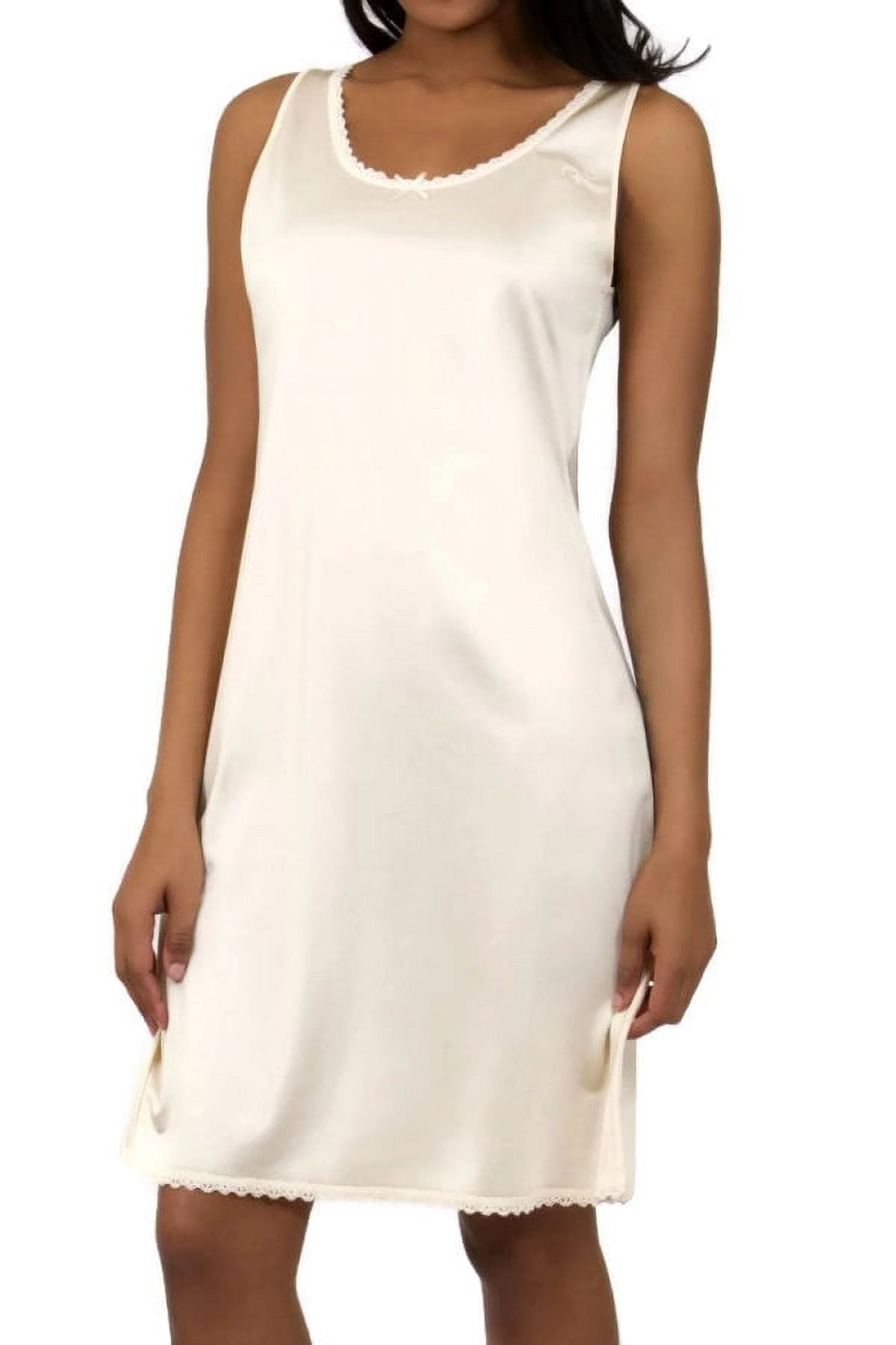 Gemsli Women Scoop Neck apparel full slips