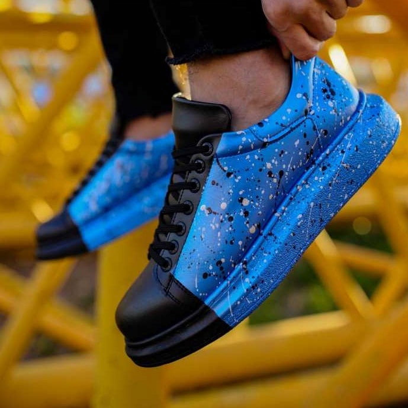 Geneva in Black & Blue