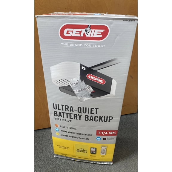 Genie Stealth750 Essentials 1-1/4 HPc Smart Garage