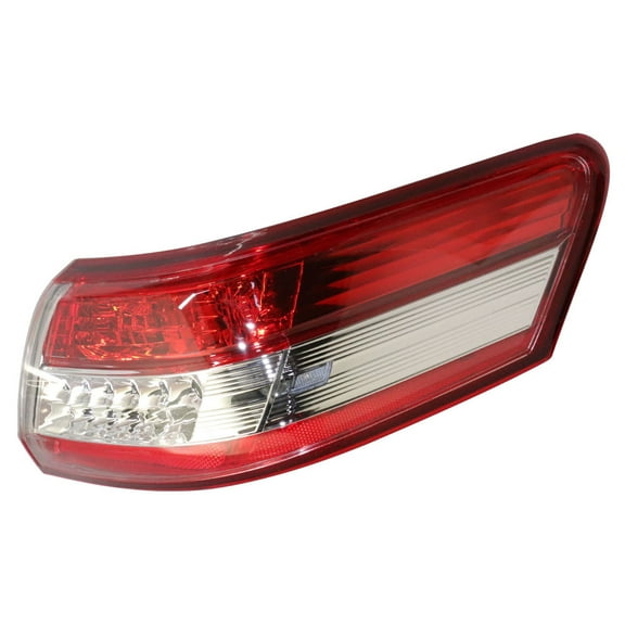 Genrics 1-Pack RH Tail Light Assembly Replacement for 2010 2011 Camry Passenger Side Outer 8155006340