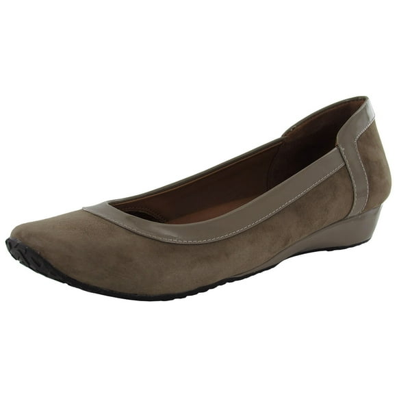Gentle Souls Womens Iso Block Slip-On Flat Shoe, Earth, US 6