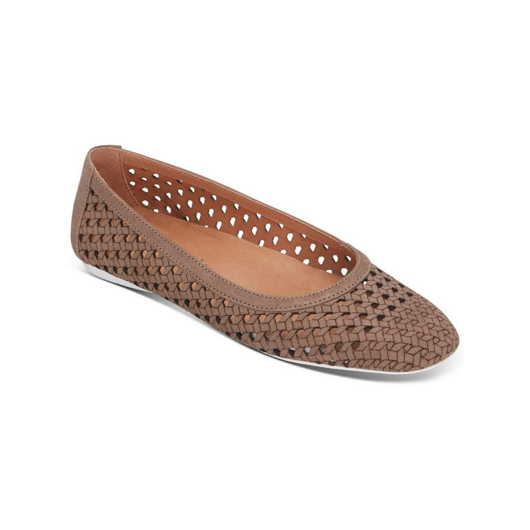 Gentle Souls by Kenneth Cole Womens Eugene Travel Suede Slip On