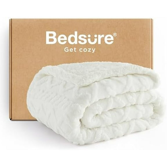 Gentlesoft Sherpa Fleece Throw Blanket for Couch - Fluffy & Cozy Cable Jacquard Tufted Throw for Women Gift, Thick and Warm Christmas Blanket for Winter, Cream, 50x60 Inches