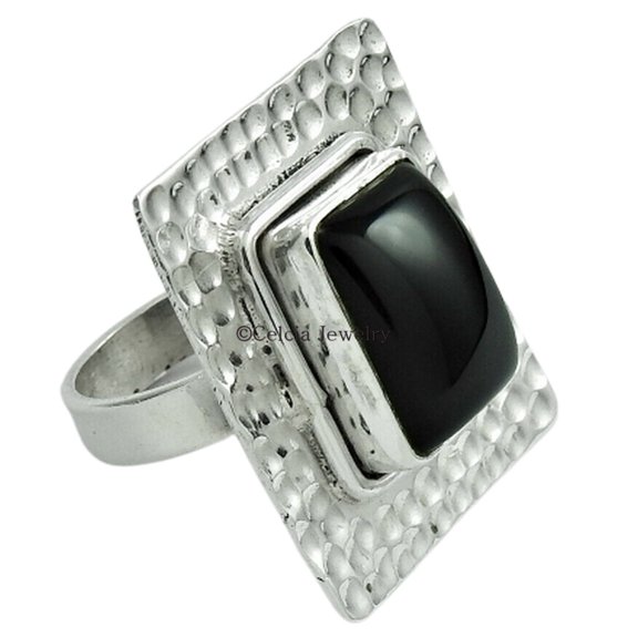 Genuine Black Onyx Gemstone Band Ring, Fancy Ring, Wedding Attractive Ring, Statement Hammered Black Stone Cabochon Rectangle Promise Ring, Stylish Ring, Minimalist Ring (Black Onyx, Size 7)