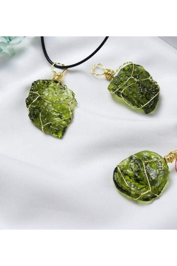 Genuine Moldavite Necklace 100 % Natural