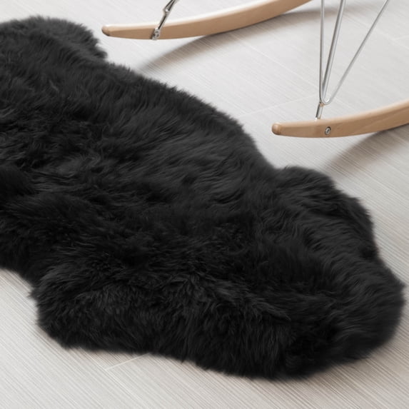Genuine Sheepskin Rug Extra Soft Natural Pelt Black , Single Pelt 2' x 3'