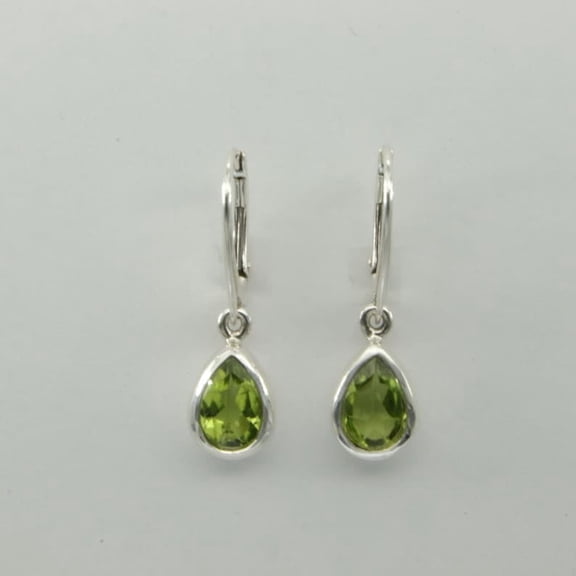 Genuine and Natural Green PERIDOT Dangle Pear / Teardrop Earrings in 925 Sterling Silver with Leverback / Lever Back closing / Fench Hooks