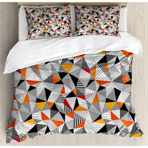 Geometric Duvet Cover Set Queen Size, Polygonal Pattern Checkered Design Triangles and Lines Pattern Modern Art, Decorative 3 Piece Bedding Set with 2 Pillow Shams, Orange Black White, by Ambesonne