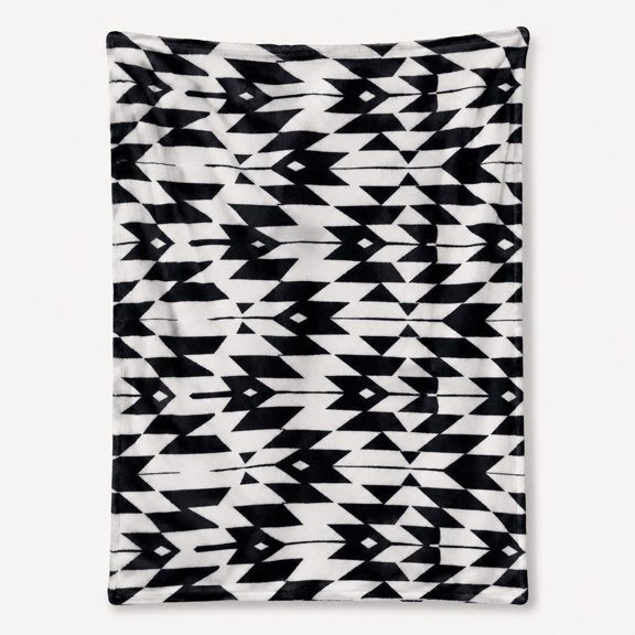 Geometric Print Fleece Throw Blanket, Soft 280 Gsm Polyester, Modern Decor for Couch, Sofa & Bed